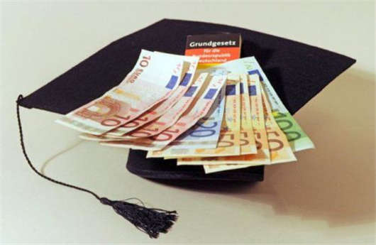 <a style='color:#268bd1;cursor:pointer;' href='/'>德國移民</a>簽證申請辦理容易嗎？如何申請？