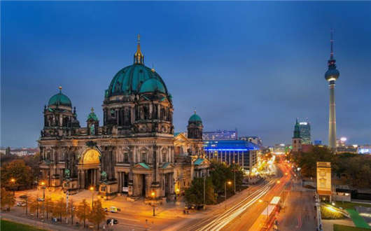 柏林猶太博物館:建筑簡(jiǎn)述了他們的歷史痕跡之Libeskind大廈 柏林猶太博物館:建筑簡(jiǎn)述了他們的歷史痕跡之Libeskind大廈