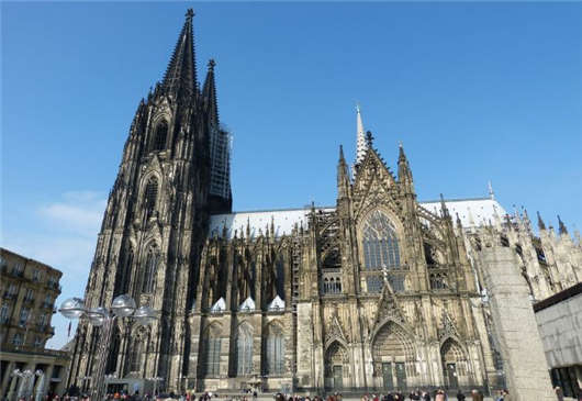 生活之補助金的研究（下）