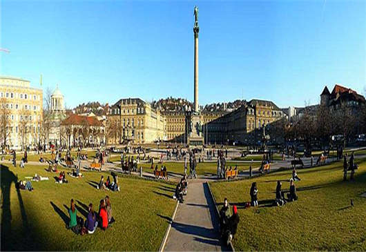 科隆狂歡節(jié)，會議做過山車是什么鬼？