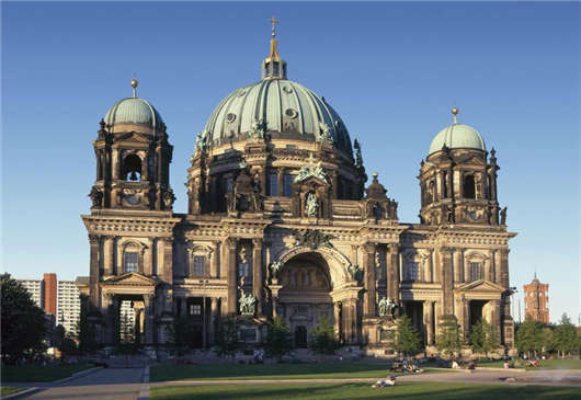 教育與中國的學(xué)生有這什么樣的關(guān)系