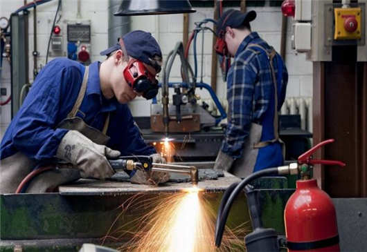 即使國家有了環境綠色問題，德國鋼鐵業依舊如初