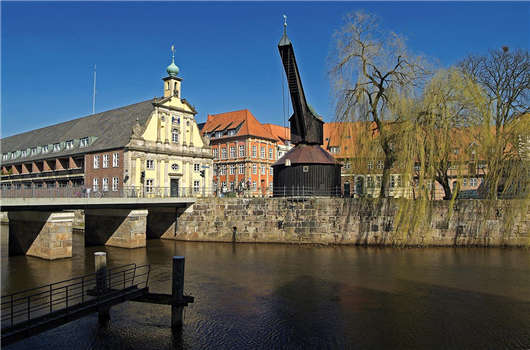 申請<a style='color:#268bd1;cursor:pointer;' href='/'>移民德國</a>,德國投資移民相關(guān)問題解答! 申請移民德國,德國投資移民相關(guān)問題解答!